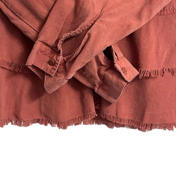 Anthropologie Cloth & Stone Ruffle Hem Button-Down Top Size XS - Picture 4 of 7